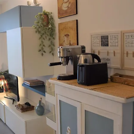 アパート Calilla Home-appartamento Scirocco